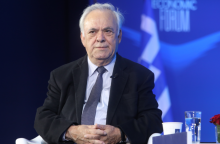 Δραγασάκης κατά Κασσελάκη για το μαξιλάρι των 37 δισ. και τον Ε. Τσακαλώτο