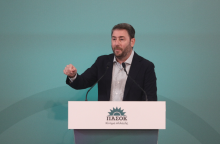 Ανδρουλάκης στην Κ.Ε. ΠΑΣΟΚ-ΚΙΝΑΛ: Στόχος μας δεν είναι να κερδίσουμε τον ΣΥΡΙΖΑ, αλλά τη ΝΔ