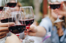 Επόμενος Προορισμός "Μπορντό": Το νέο γαστρονομικό event που ετοιμάζουν οι Gastronomads στις 8 Δεκεμβρίου στον πύργο Πετρέζα