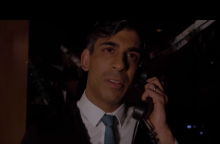 risi_sounak_ta_xristougenna_tou_sti_ntaouningk_strit