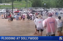 Πλημμύρισε το Dollywood