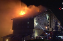 Στιγμιότυπο από τη φωτιά στο ξενοδοχείο στην Τουρκία 