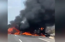 Τροχαίο στην Εγνατία: Γυρνούσαν από γάμο οι τρεις που απανθρακώθηκαν - Τα παιδιά και τα εγγόνια τους ήταν στο μπροστινό αυτοκίνητο