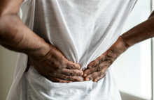 Μελέτη: Πώς δύο ώρες άσκηση την εβδομάδα, μειώνει τους πόνους στις αρθρώσεις και τις επισκέψεις στους γιατρούς