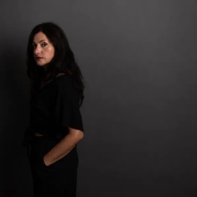Βαρβάρα Δουμανίδου: «Το Ευαγγέλιο της Σωστής Γυναίκας πρέπει να καεί»