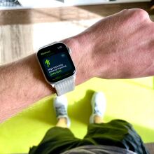 Πώς τα smartwatches βοηθούν στην προστασία της υγείας