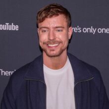 Ο MrBeast απέσυρε εργαλείο για το YouTube που χρησιμοποιούσε τεχνητή νοημοσύνη - Σφοδρές αντιδράσεις για χρήση ξένου περιεχομένου χωρίς άδεια.