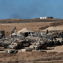 Ισραηλινά άρματα μάχης στη Γάζα