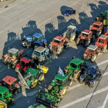 «Ας έρθει ο εισαγγελέας στα μπλόκα να μας συλλάβει» - Δεν αποχωρούν οι αγρότες