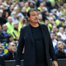 Ξέσπασμα Αταμάν: «10 χιλιάδες αμόρφωτοι έβριζαν εμένα και τη μητέρα μου»