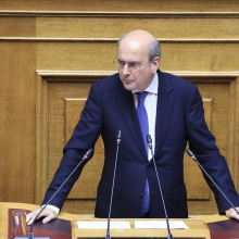 Χατζηδάκης: 600 εκατ. ευρώ έως το τέλος του 2025 στους αγρότες - Η πρόσθετη στήριξη