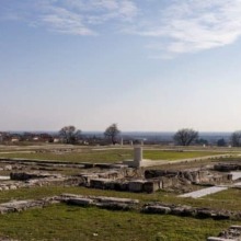 Eγκαινιάστηκε ο αρχαιολογικός χώρος του Ανακτόρου της Πέλλας