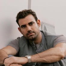 Νίκος Πολυδερόπουλος