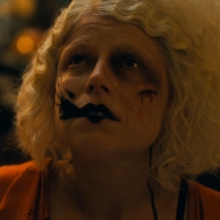 Κυκλοφόρησε το τρέιλερ της ταινίας «The Bride» της Μάγκι Τζίλενχαλ με τους Κρίστιαν Μπέιλ και Τζέσι Μπάκλεϊ