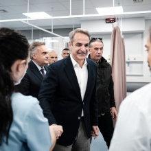 Επίσκεψη Μητσοτάκη στο ΓΝΑ «Κοργιαλένειο - Μπενάκειο» 