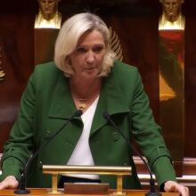 H Μαρίν Λεπέν στο βήμα της γαλλικής Εθνοσυνέλευσης