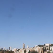 Πύραυλοι του Ιράν και πυρά του ισραηλινού αντιπυραυλικού θόλου πάνω από την Ιερουσαλήμ