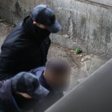 Καλαμαριά: Κακουργηματική δίωξη για βαριά σκοπούμενη σωματική βλάβη στα δύο άτομα που ήταν μαζί με το θύμα