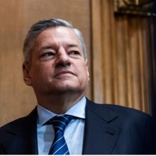 Ο Τεντ Σαράντος έκανε unfollow τη Μέγκαν Μαρκλ και φουντώνουν τα σενάρια ρήξης με το Netflix