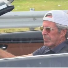 «Ο Τζέφρι Έπσταϊν είναι ζωντανός» φώναζαν στο βίντεο και το χάος στα social media ξεκίνησε