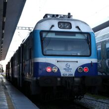 Τρένο στο σιδηροδρομικό σταθμό Θεσσαλονίκης