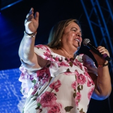 «Όλοι με ερωτευόντουσαν»: Η  Έφη Θώδη μιλά για τα πρώτα της βήματα ως τραγουδίστρια σε πανηγύρια 