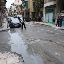 Λάσπη και τσιμέντο στην Κυψέλη
