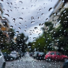 Καιρός αύριο: Βροχές και καταιγίδες στα βόρεια, η θερμοκρασία έως τους 28 βαθμούς Κελσίου 