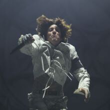 Απίστευτο περιστατικό σε συναυλία των Bring Me the Horizon: Κινητό χτύπησε τον Oli Sykes και έπαθε ήπια διάσειση 