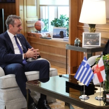 Συνάντηση Μητσοτάκη με τον Πατριάρχη Ιεροσολύμων: Τι ειπώθηκε για επίσκεψη Τραμπ στην Ελλάδα