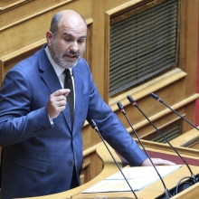 Υπ. Οικονομικών: Δεν προβλέπεται να δοθεί 13η σύνταξη και μισθός στους δημόσιους υπάλληλους