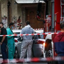 Κολωνός: Με τηλεχειριστήριο πυροδοτήθηκε ο εκρηκτικός μηχανισμός - Τα ευρήματα οι έρευνες για τον παραλήπτη