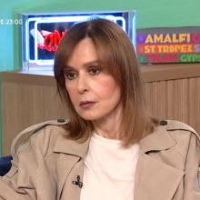 Κάτια Δανδουλάκη: Όταν ακούω τραγούδια της Mαρινέλλας τα κλείνω, με πονάει τόσο πολύ που το αναβάλλω