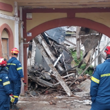 Χανιά: Κατέρρευσε τμήμα του παλιού Πολεμικού Μουσείου - Έρευνες για τυχόν εγκλωβισμένους