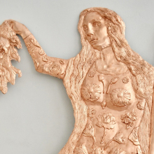 Dimitris Gketsis, Justice and revenge (woman huntress), detail view, polyester resin with fiberglass, copper leaf, 116.5 x 80 x 4cm.