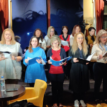 «Από την Σμύρνη στον Πειραιά με όχημα το τραγούδι» στο Αγγέλων Βήμα