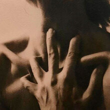 «Local infection of the cosmopolitan» στο Εμπορικό Τρίγωνο Αθήνας