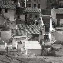 «Παράγκες: Καταστροφή και δημιουργία» του Αλέξανδρου Τζώνη