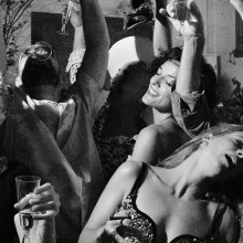 «Πλατόνωφ» στο Νέο Θέατρο Θησείον