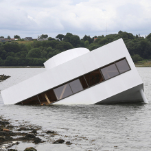 Revisions and Postscripts: Asmund Havsteen-Mikkelsen και Μιχάλης Ζαχαρίας στο MISC