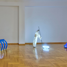 Γιώργος Λάππας: «Eerie Walk | Αλαφροϊσκιωτο Βάδισμα» στη Citronne Gallery