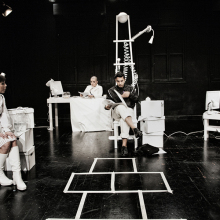 «Γιατί τώρα» στο Θέατρο 104