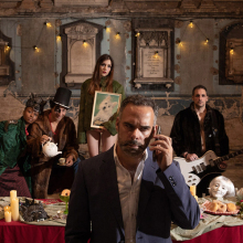 «Alice at the Asylum» στο Μπάγκειον