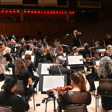 Η Karina Canellakis στο Μέγαρο Μουσικής Αθηνών