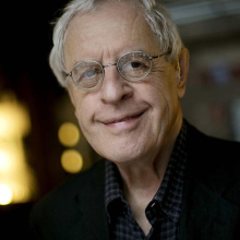 «Με τα λόγια (γίνεται)»: Αφιέρωμα στον Charles Simic