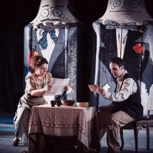 «Βότκα μολότοφ» σε καλοκαιρινή περιοδεία στην Αττική