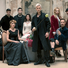 Ο Αναστάσης Ροϊλός στον ρόλο του Άμλετ σε καλοκαιρινή περιοδεία