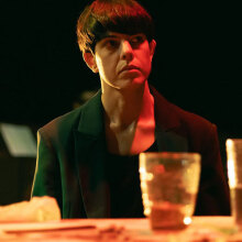 «Το σπίτι με τα δώρα» στο θέατρο 104