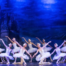 «Η Λίμνη των Κύκνων» στο Ακροπόλ