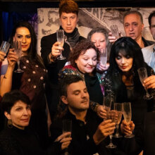 «Κομμάτια και θρύψαλα» στο Studio Κυψέλης